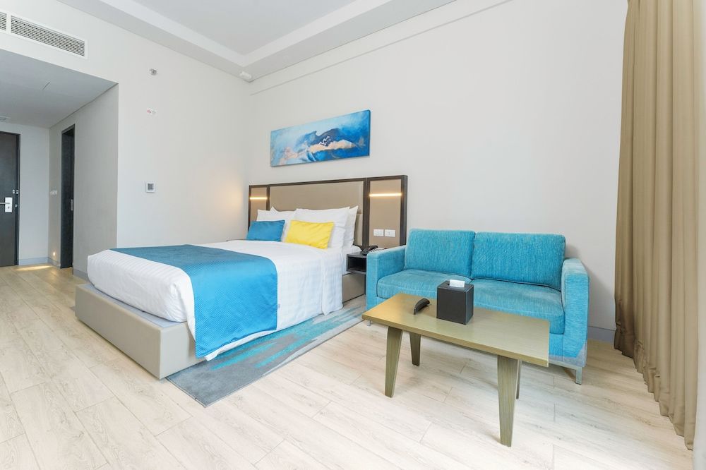 Savoy Hotel Mactan Cebu near Newtown Beach Deluxe Premier Room