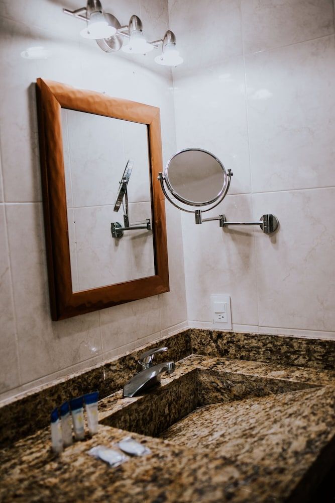 Diamond Bay Studio 5