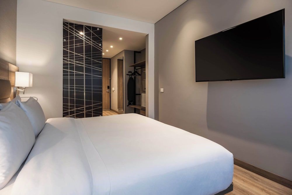 Standard Room, 1 King Bed, Non Smoking