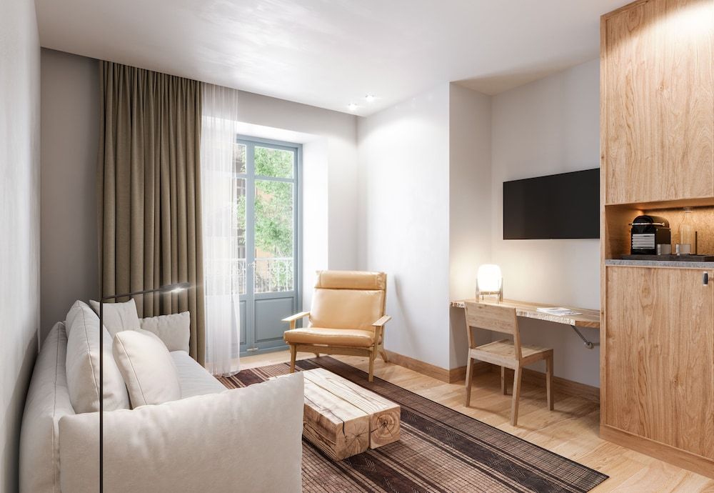 Hotel Arbaso Basic Suite 5