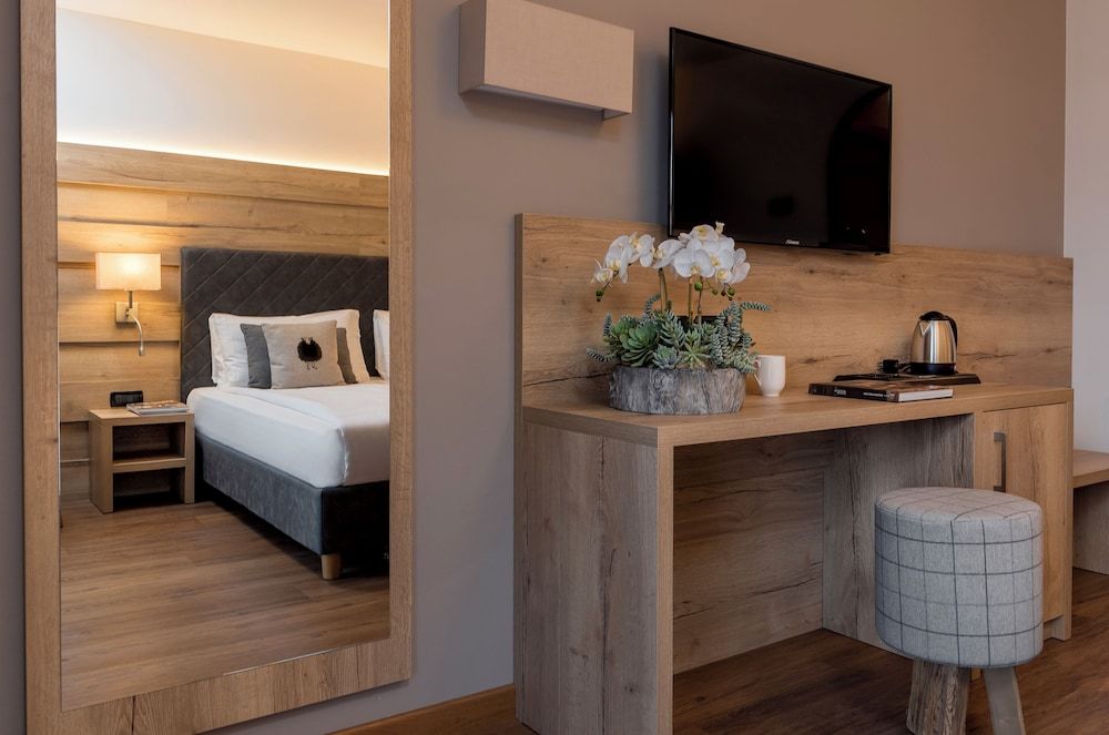 X Alp Hotel Comfort Triple Room, Balcony, Mountain View 8