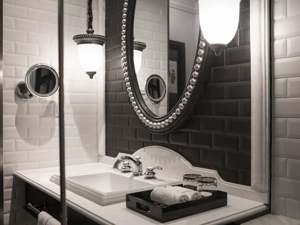 Hôtel de la Coupole - MGallery Classic Room, 2 Twin Beds 7