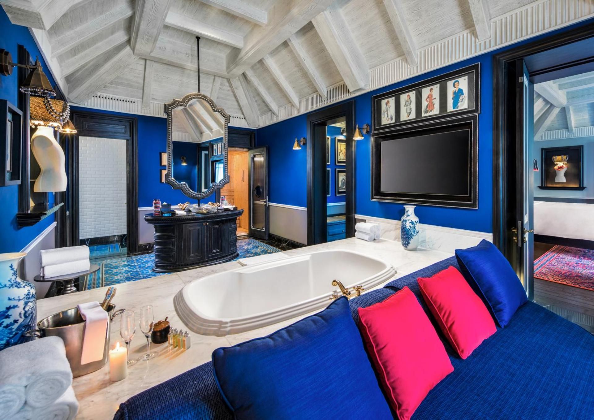 Presidential King Suite