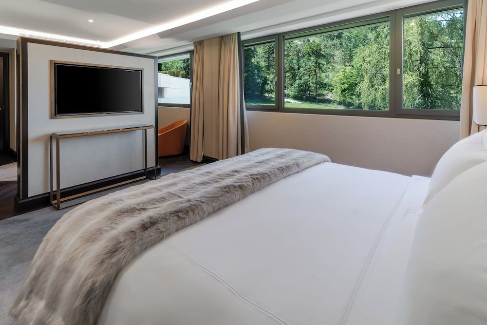 Luxe Room