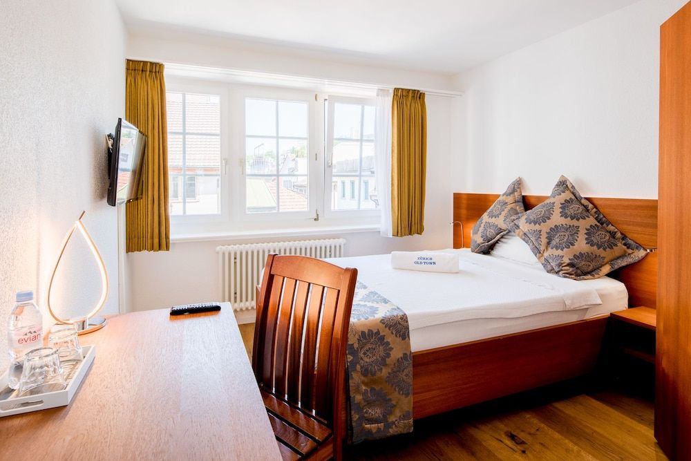 Hotel Old Town Double Room 5