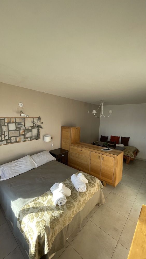 Las Gaviotas Standard Apartment, Lake View 6