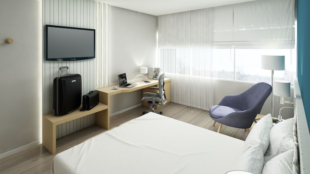 Standard Room, 1 King Bed