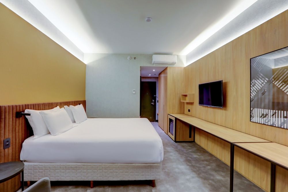 undefined Hilton Garden Inn Rebouças 4
