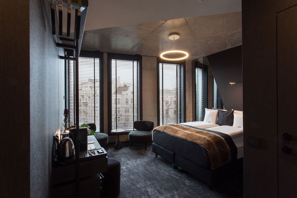 Classic Room, 1 Queen Bed