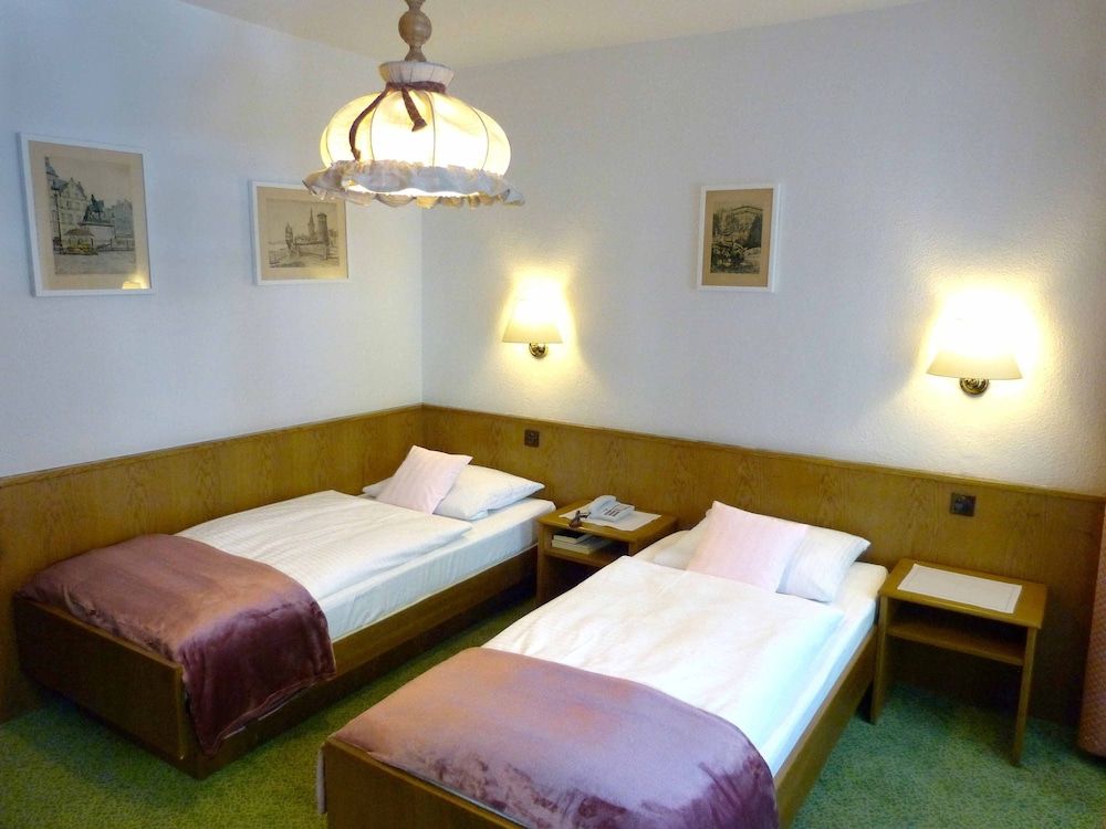 Hotel Wurms Standard Double Room, Non Smoking 2