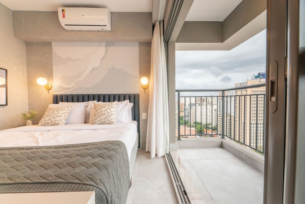 Charlie Vitrali Moema Studio 7