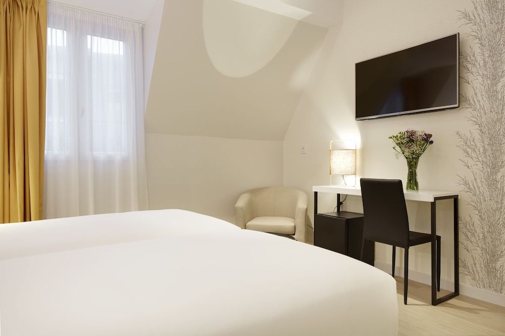 Hotel Arrizul Congress Deluxe Double or Twin Room 3