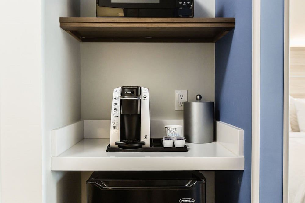 Room, Multiple Beds, Accessible Bathtub, Non Smoking (Communications)
