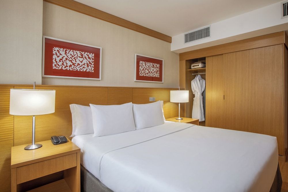 Brasil 21 Convention Affiliated by Melia Family Room 3