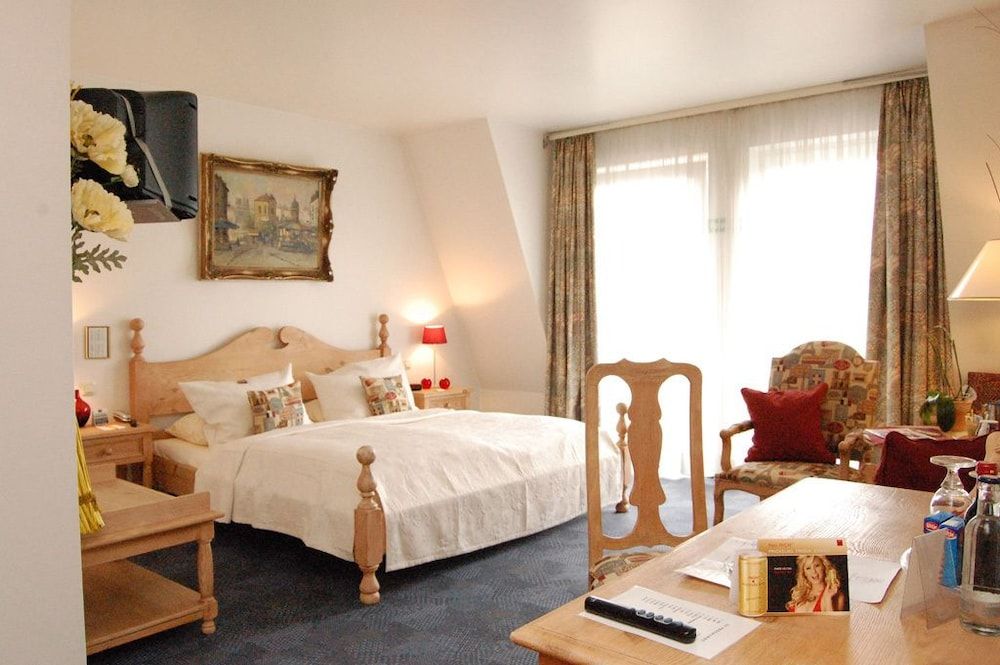 Hotel Lessing Double Room 3