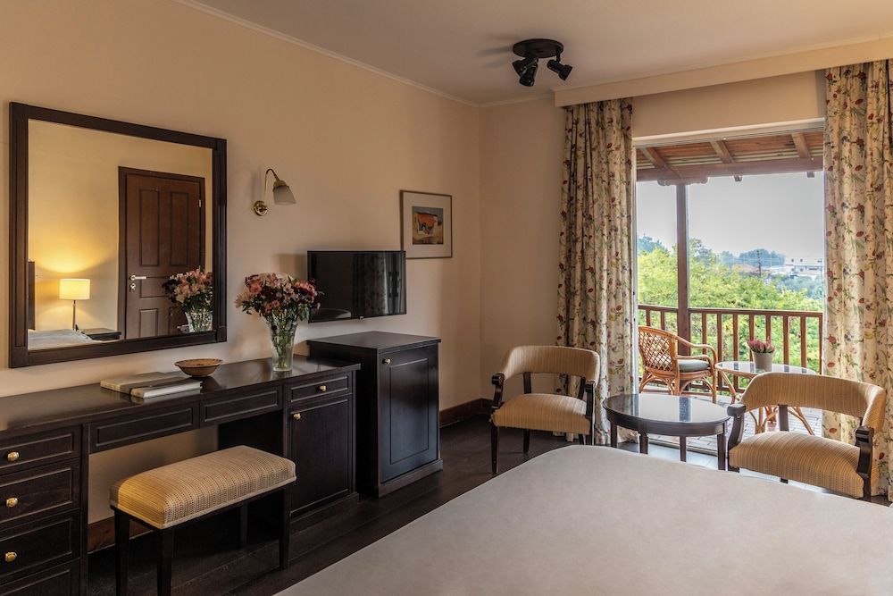 Amalia Hotel Meteora Interconnecting Twin rooms 3