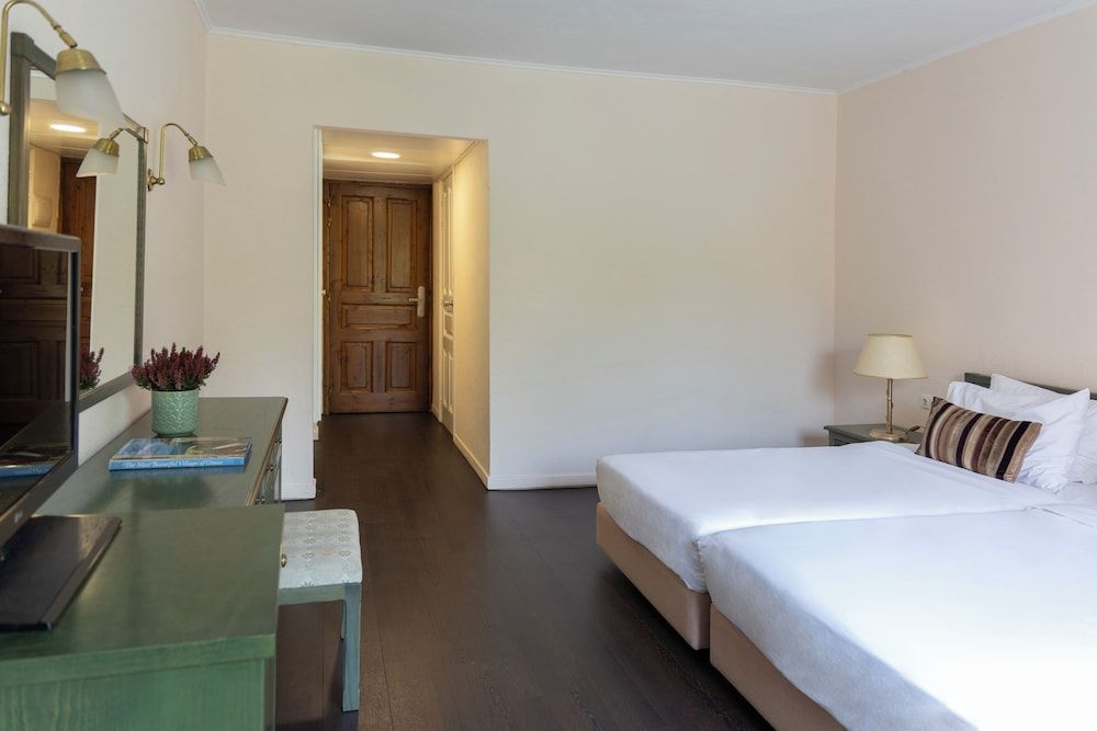 Amalia Hotel Meteora Classic Double Room 4