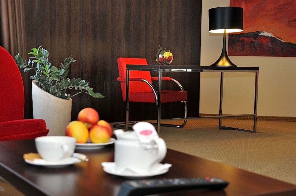 Ruben Hotel Junior Suite 4