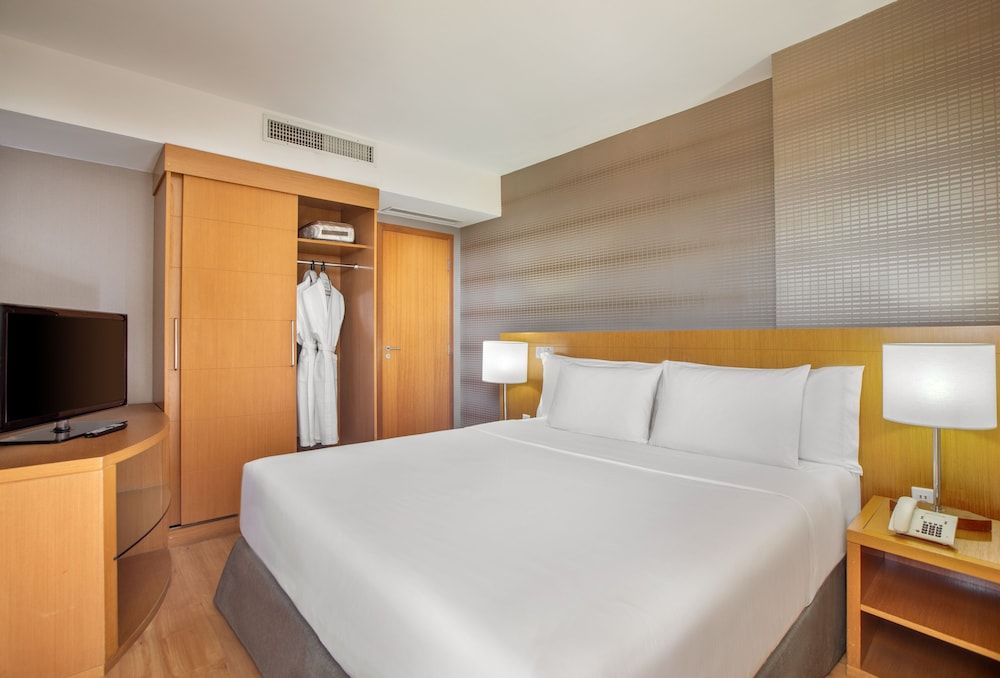 Premium Room (Queen 4AD)