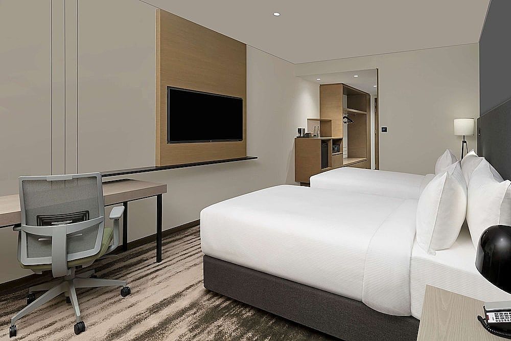 Hilton Garden Inn Bengaluru Embassy Manyata Business Park Twin Deluxe Room 4Pcs laundry, 1Plus1 Offer, 10Pct Discount on FNB 3