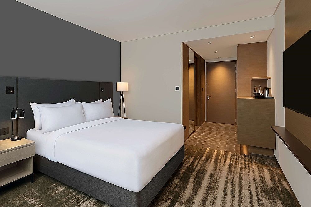 Hilton Garden Inn Bengaluru Embassy Manyata Business Park Twin Deluxe Room 4Pcs laundry, 1Plus1 Offer, 10Pct Discount on FNB