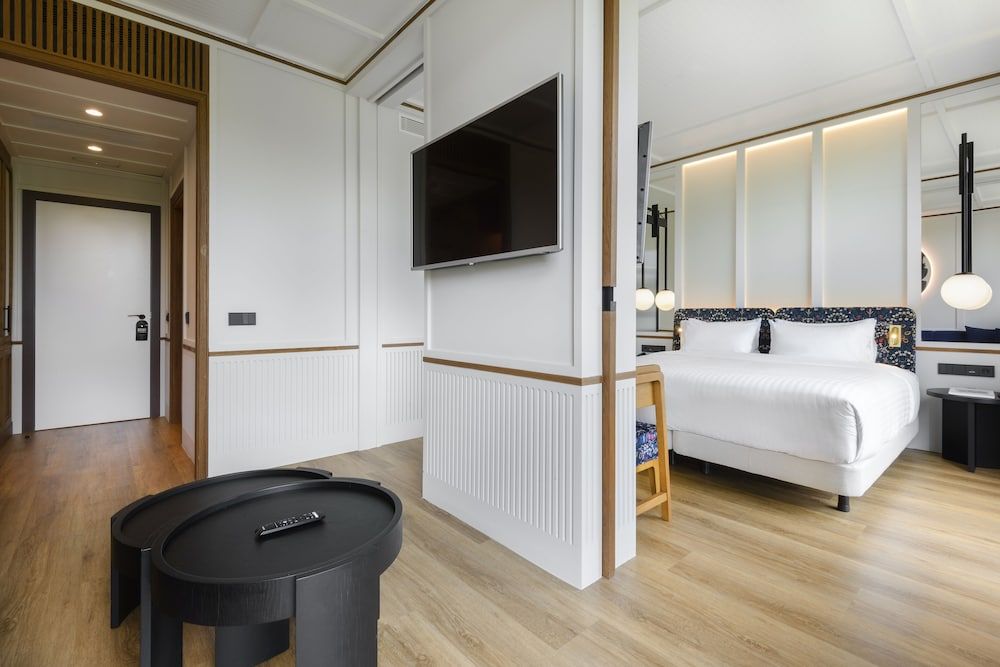 Hotel Tres Reyes San Sebastian Suite 7