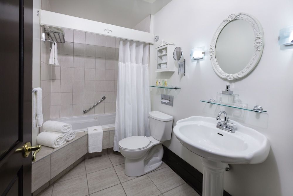 Hôtel Le Clos Saint-Louis - Par Aneyro Prestige Clos St-Louis - 1st or 2nd floor, no elevator 10