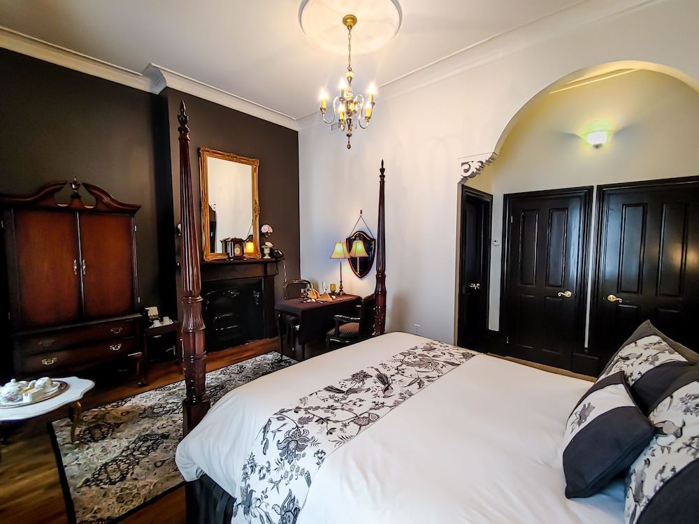 Hôtel Le Clos Saint-Louis - Par Aneyro Prestige Clos St-Louis - 1st or 2nd floor, no elevator 6