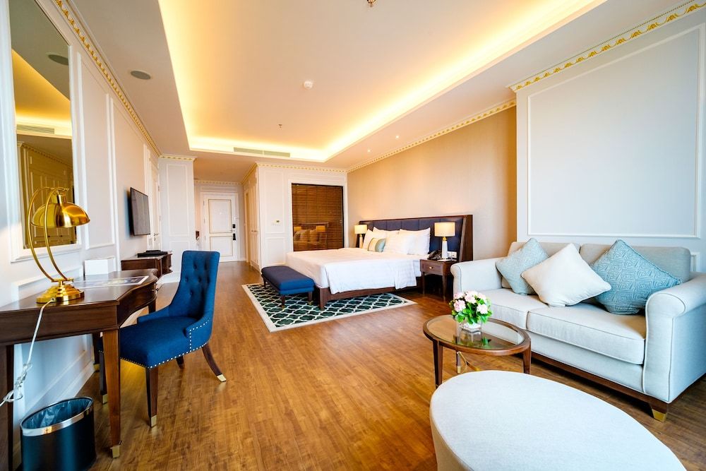 FLC Halong Bay Golf Club & Luxury Resort Deluxe Double Room, Golf View 5