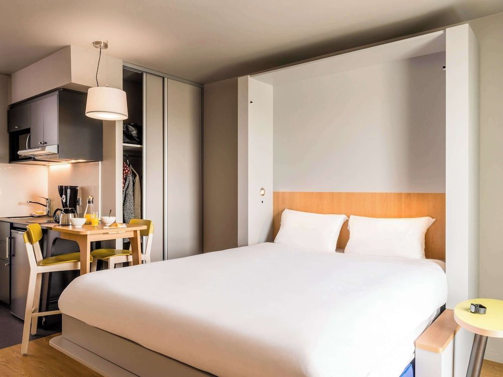 Studio, 1 Queen Bed