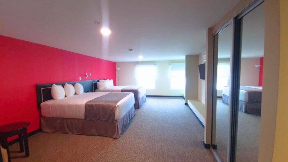 undefined Urban Green Hotel & Suites 8