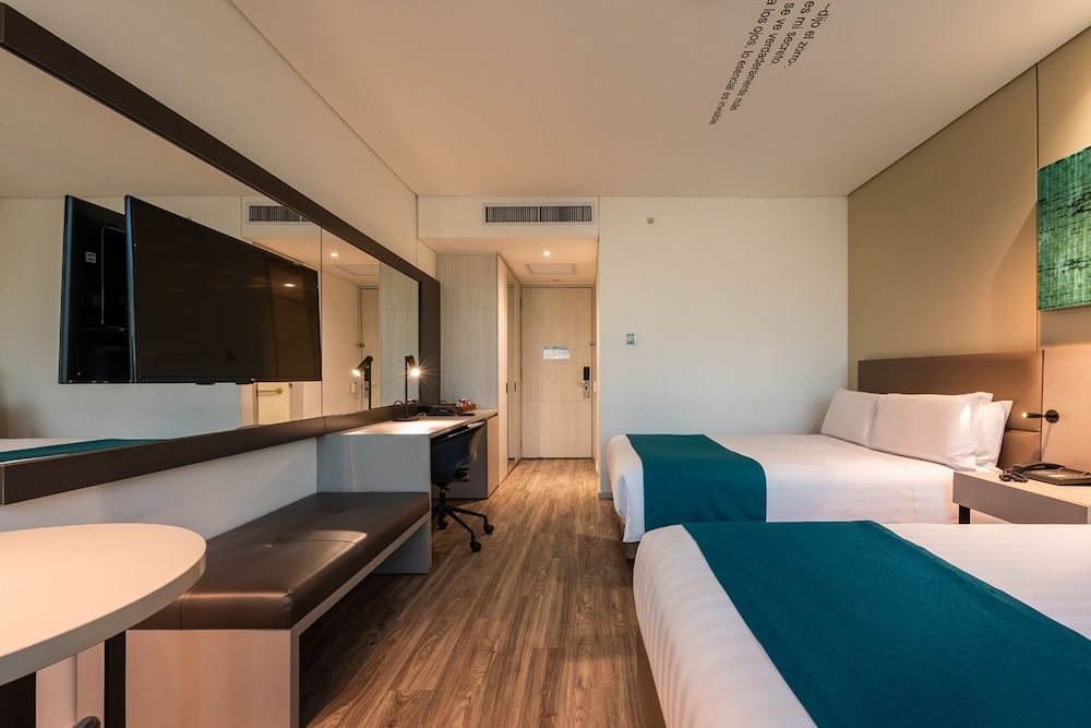 Estelar Square Standard Room, 2 Twin Beds 3