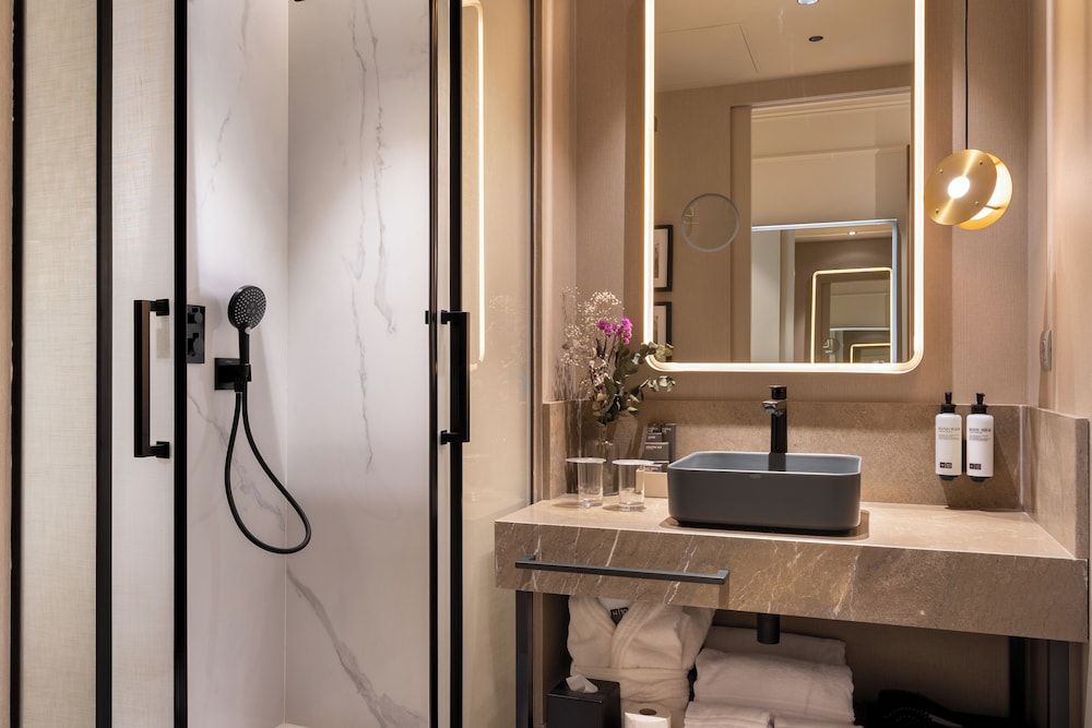 H10 Palacio Colomera Double Room 8