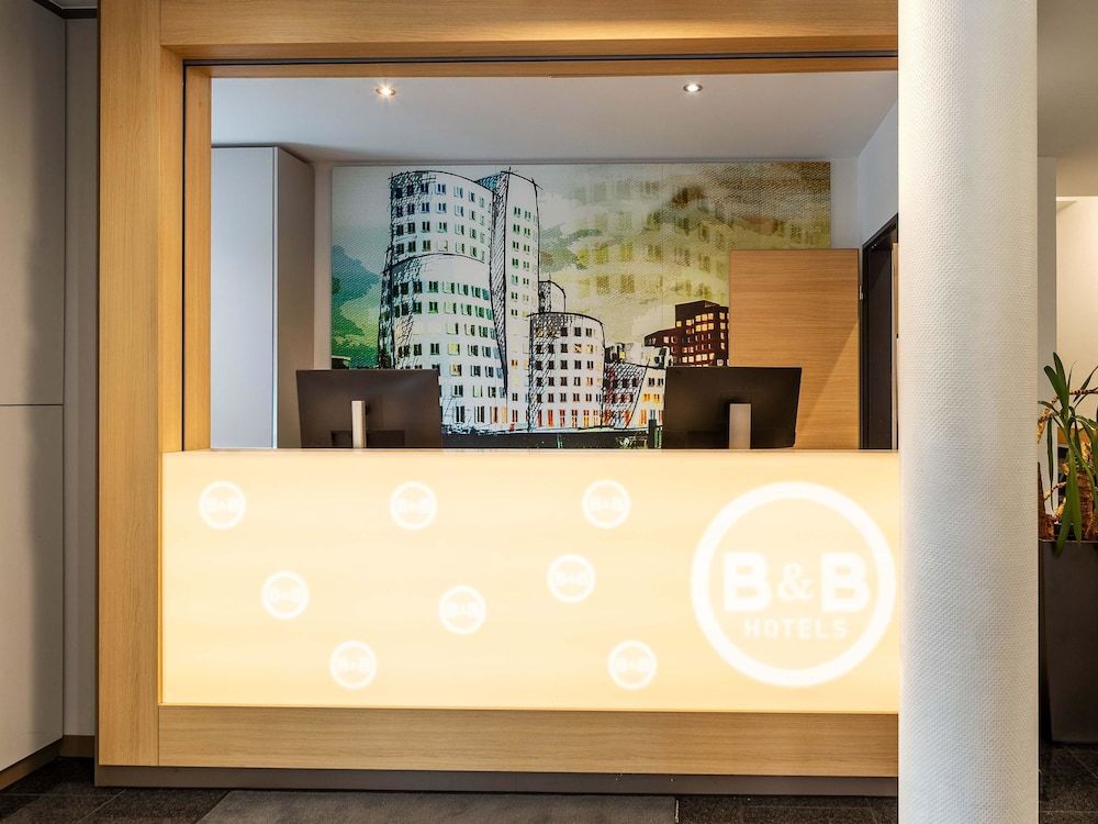 undefined B&B Hotel Düsseldorf City-Süd 8
