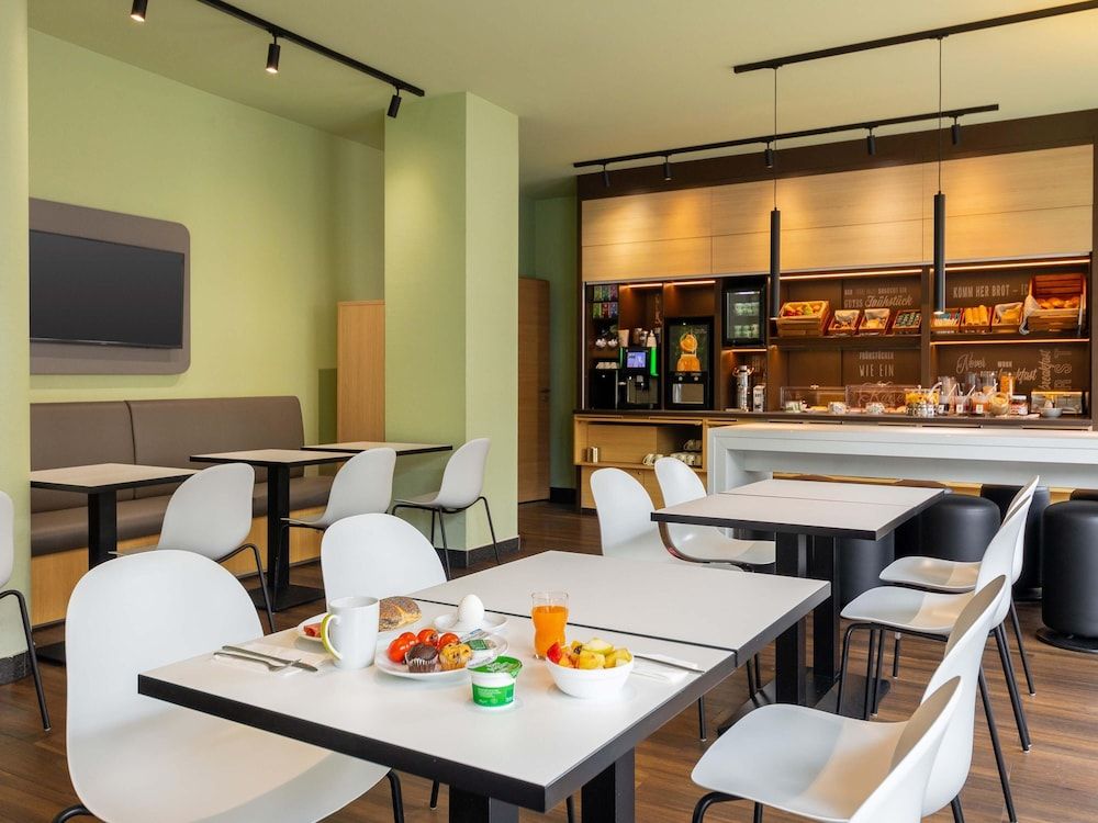 undefined B&B Hotel Düsseldorf City-Süd 3