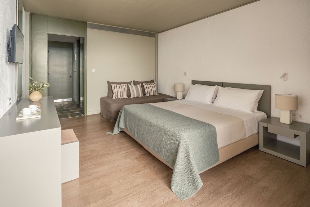 Amalia Hotel Delphi Interconnecting Twin rooms 2