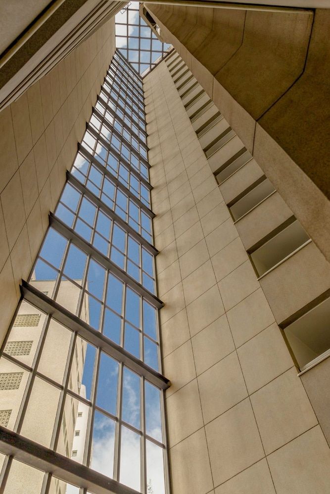 undefined H4 Hotel Opera Jardins 4