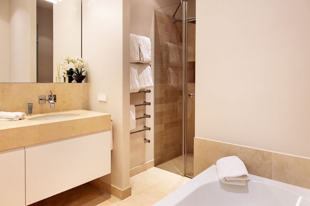 The Wellem Residences Penthouse, 1 Bedroom 4