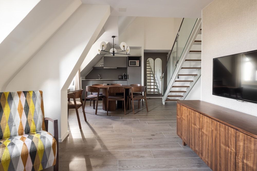 EMA House Serviced Apartments Unterstrass Superior Duplex, 3 Bedrooms, Non Smoking, 2 Bathrooms 6