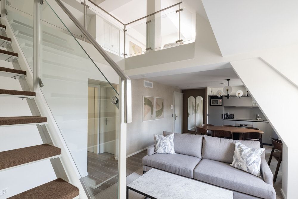 EMA House Serviced Apartments Unterstrass Superior Duplex, 2 Bedrooms, Non Smoking, 2 Bathrooms 4