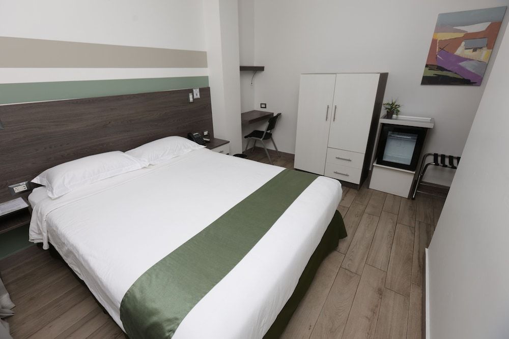 Hotel Cultura Plaza Standard Double Room 12