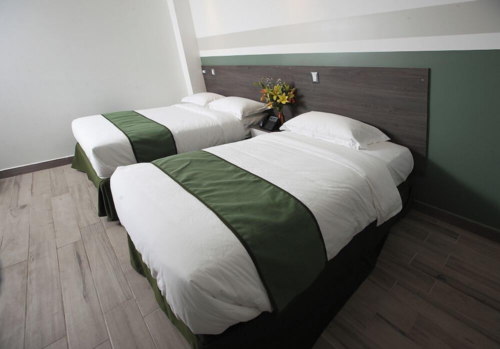 Hotel Cultura Plaza Deluxe Triple Room 6