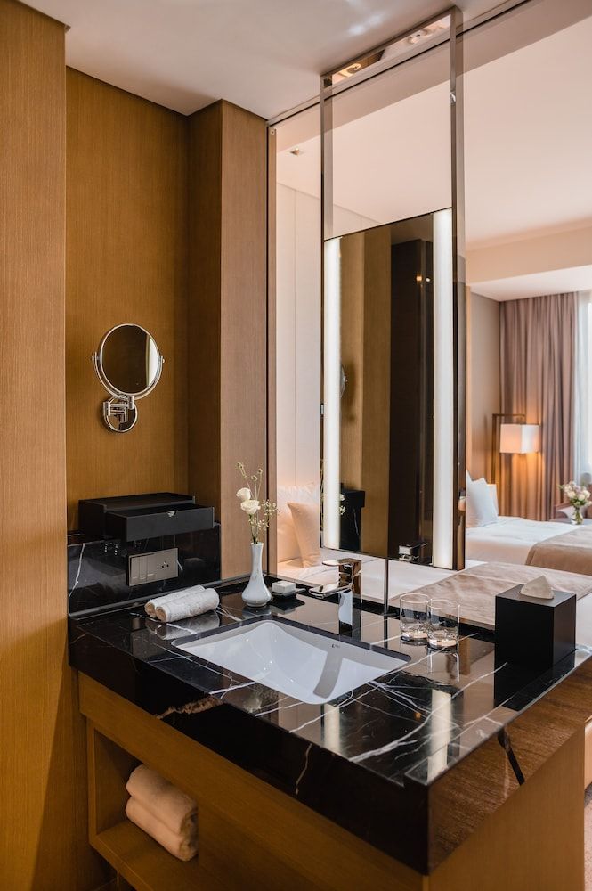 Hotel Nikko Hai Phong Deluxe Room, 2 Twin Beds 6