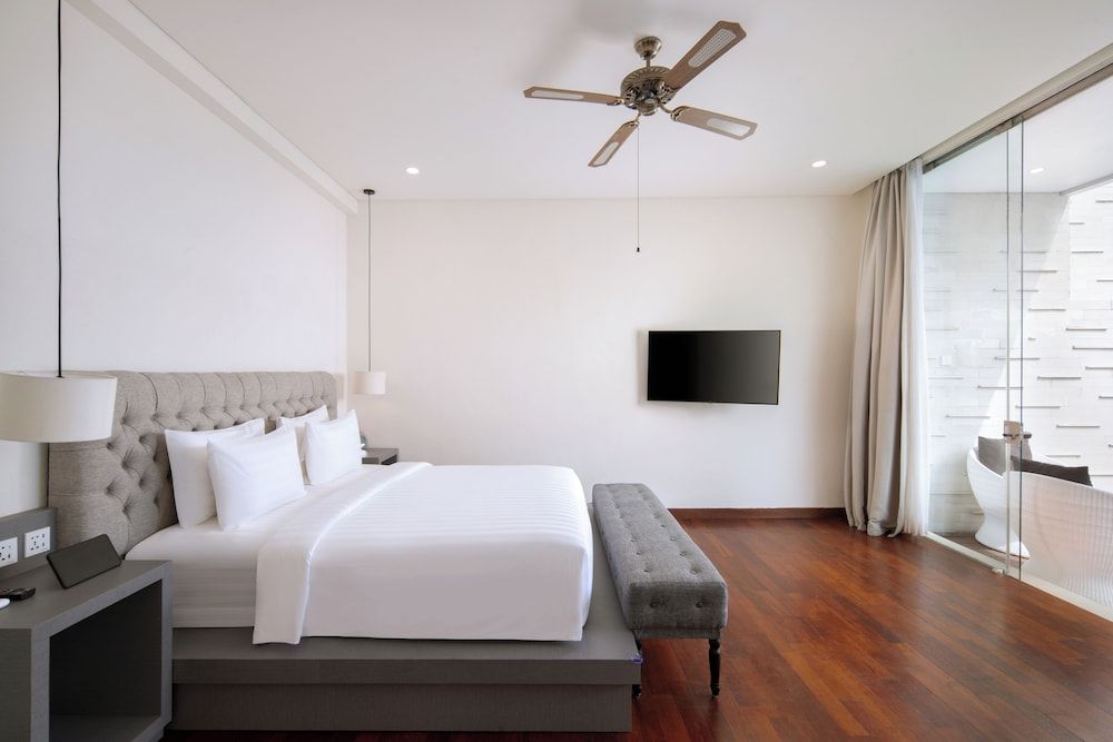 Honeymoon Villa, 1 King Bed, Non Smoking
