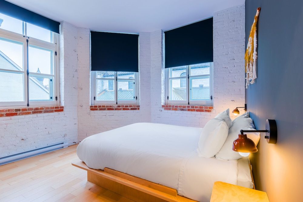 Les Lofts du Trésor - By Les Lofts Vieux-Quebec Apartment, 2 Bedrooms, City View (T301)