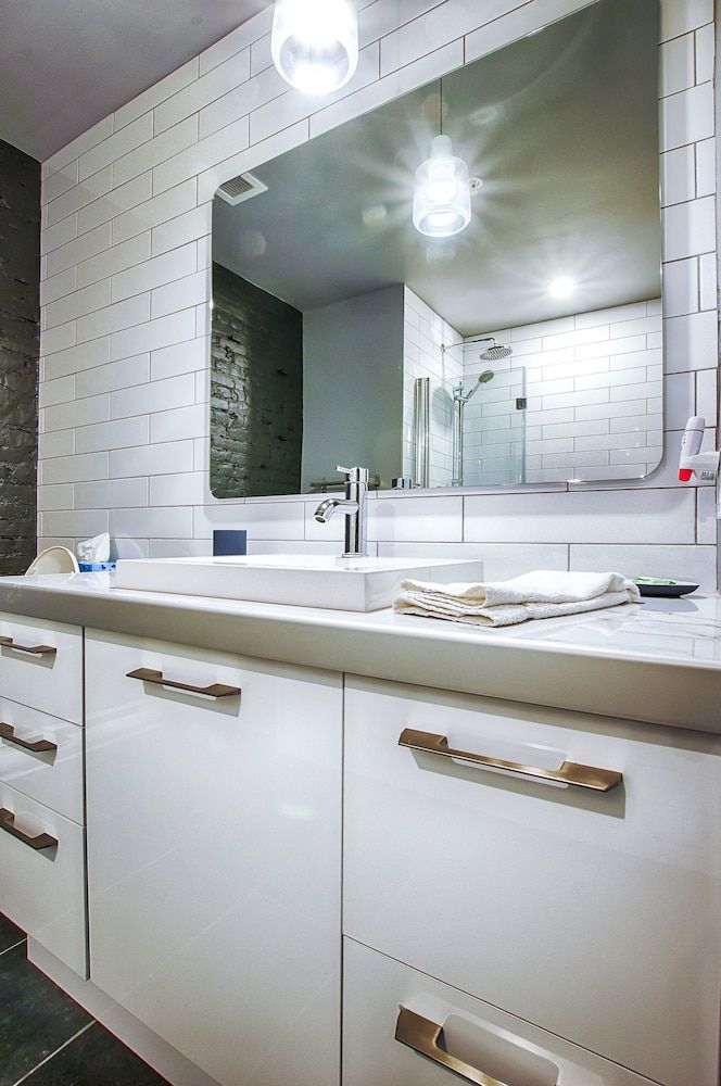 Loft (T203)