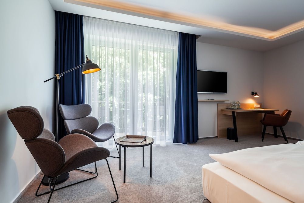 Hotel Wittorf Family Room (4 adults) 7