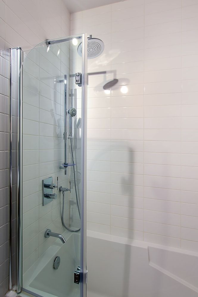 Les Lofts St-Joseph - By Les Lofts Vieux-Quebec Apartment, 2 Bedrooms (101) 5