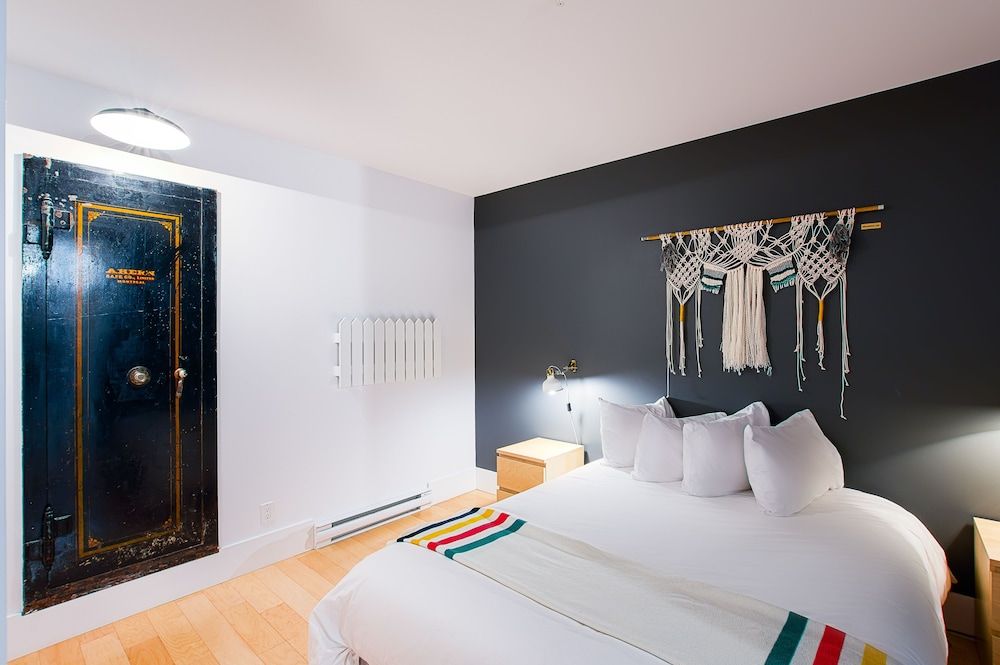 Les Lofts St-Joseph - By Les Lofts Vieux-Quebec Loft, 2 Bedrooms (202) 8