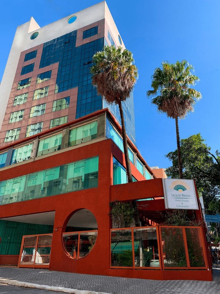 undefined Leques Brasil Hotel Escola 2